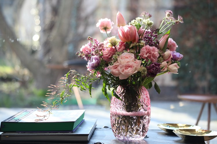 vitaliteit verticaal opschorten Bloemen atelier: exclusieve bloemen voor trouwfeest of events